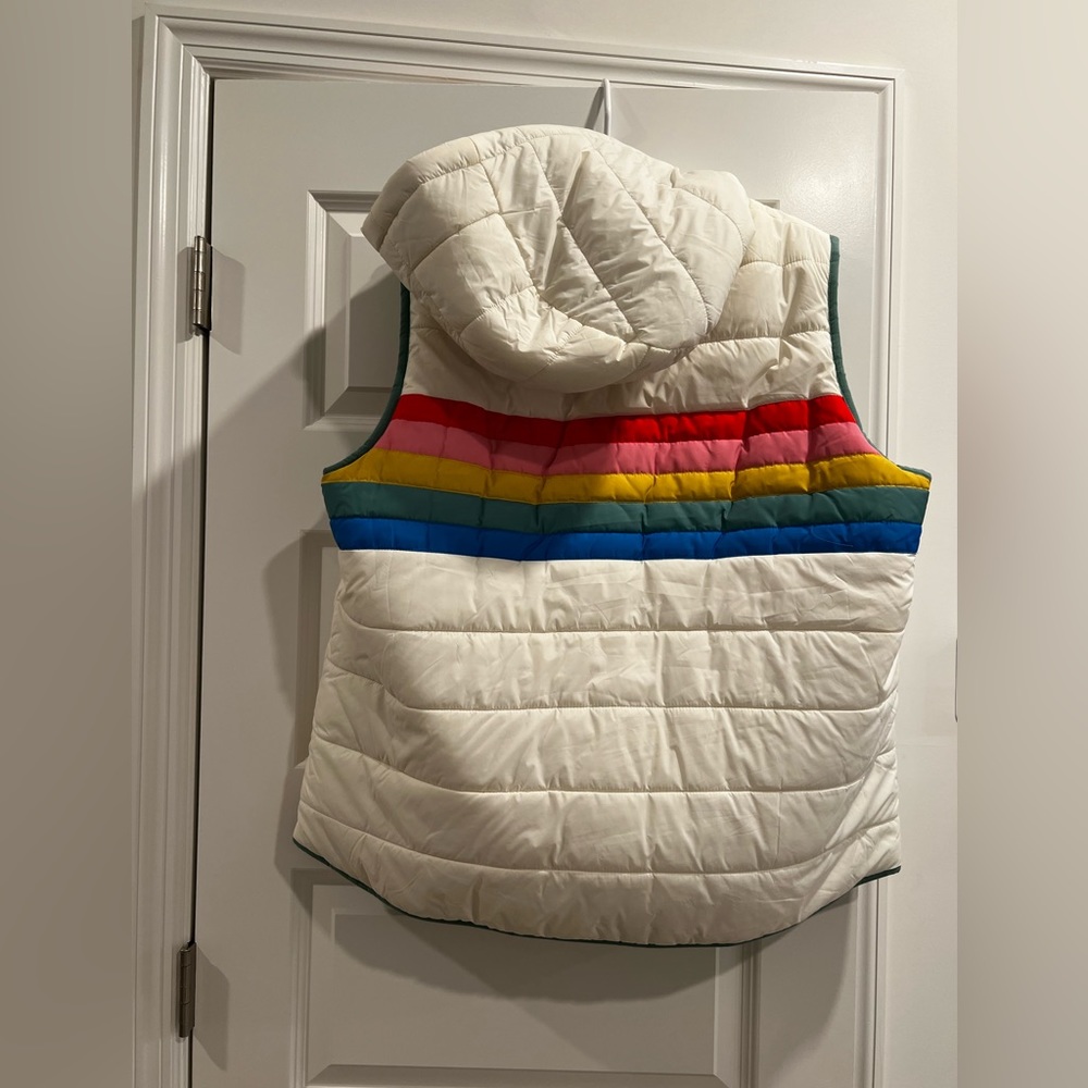 Boden revisable puffy vest.